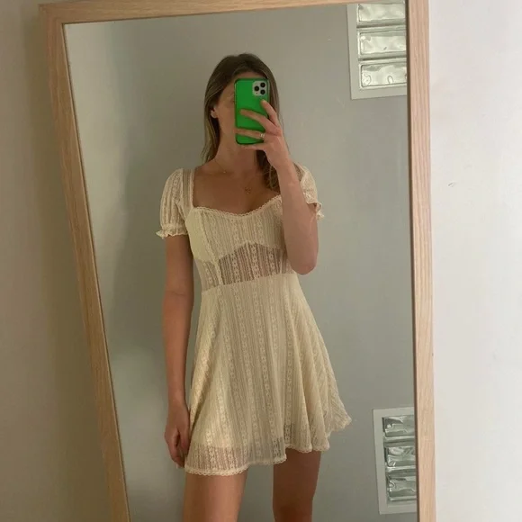 Cream lace short hot sale dress